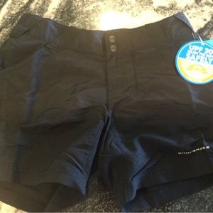 Women’s Columbia Shorts